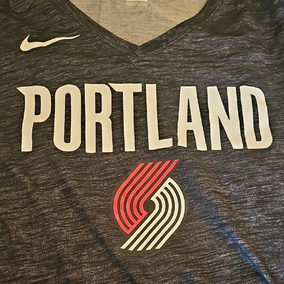 Nike Women's Portland Trail Blazers Shirt Size M - Picture 4 of 5